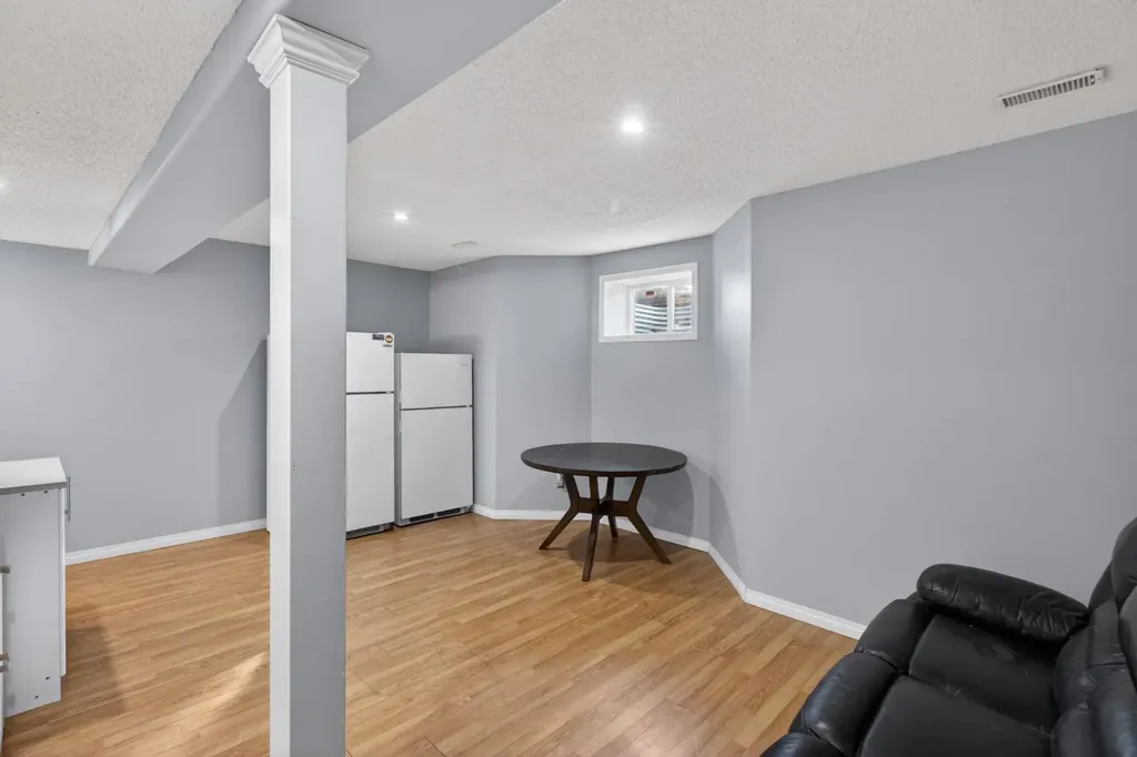 108 Kodiak Crescent Fort Mcmurray AB T9K 2L8