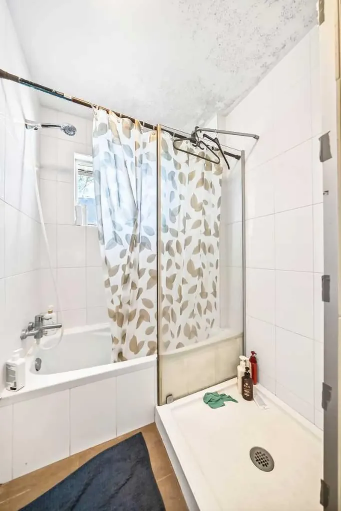 5051 Vantage Crescent NW Calgary AB T3A1X6