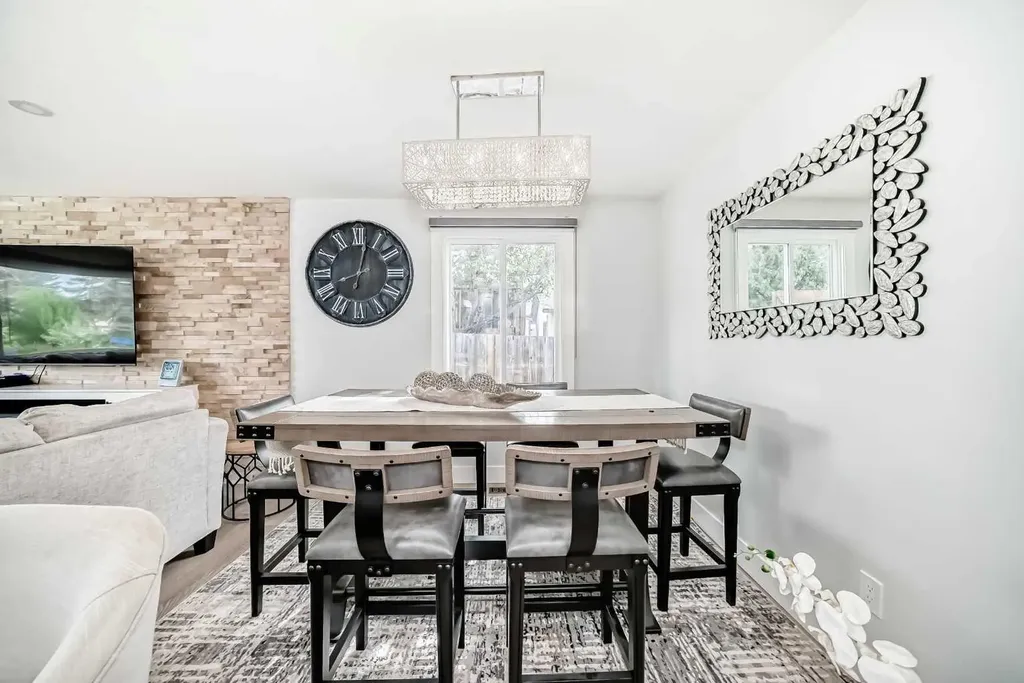 12 Rundleson Way NE Calgary AB T1Y 3N6