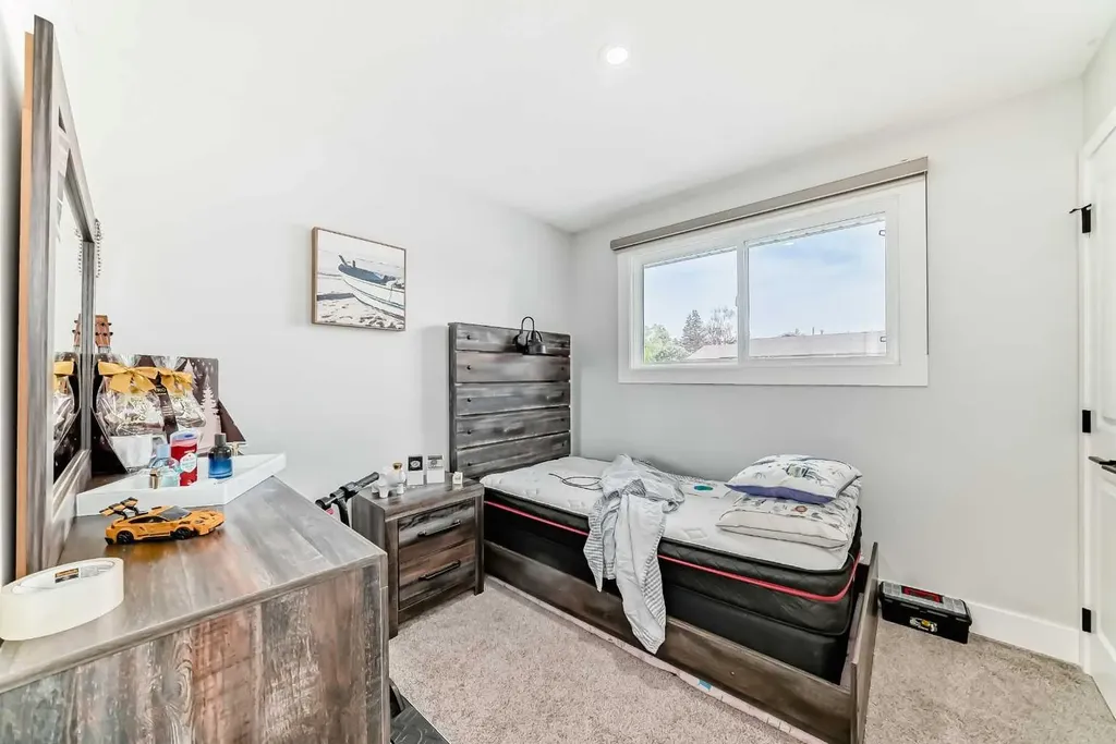 12 Rundleson Way NE Calgary AB T1Y 3N6