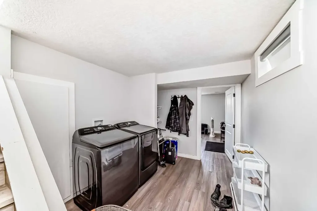 12 Rundleson Way NE Calgary AB T1Y 3N6