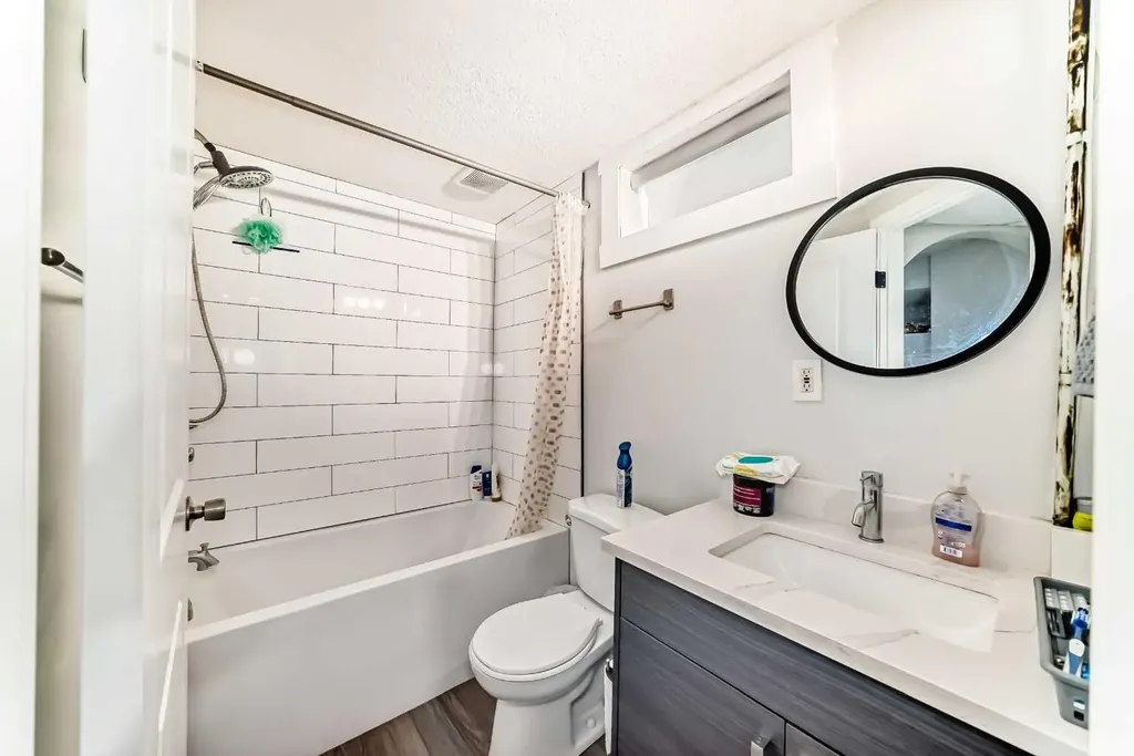 12 Rundleson Way NE Calgary AB T1Y 3N6