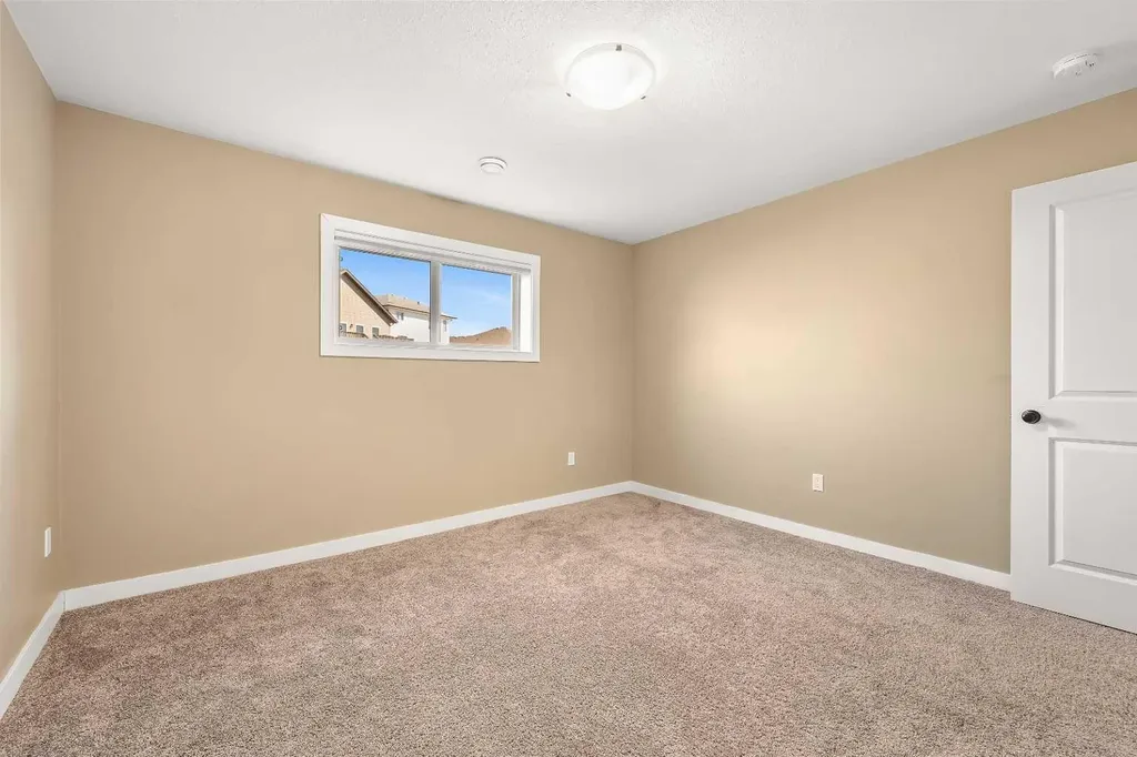 2715 73 Avenue Lloydminster AB T9V 3L7