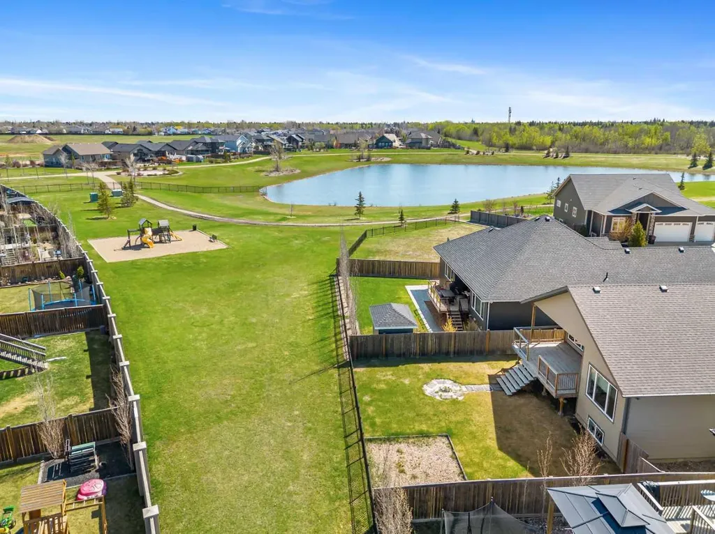 2715 73 Avenue Lloydminster AB T9V 3L7