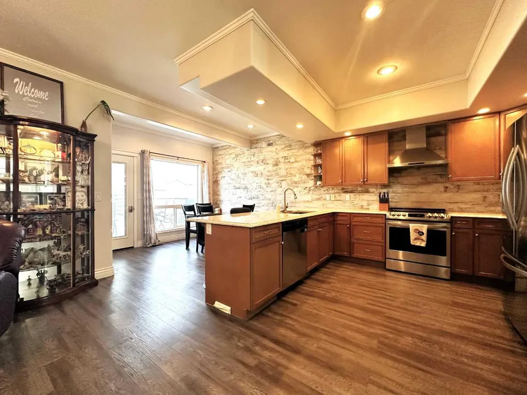 279 Pinnacle Drive Grande Prairie AB T8W2P8