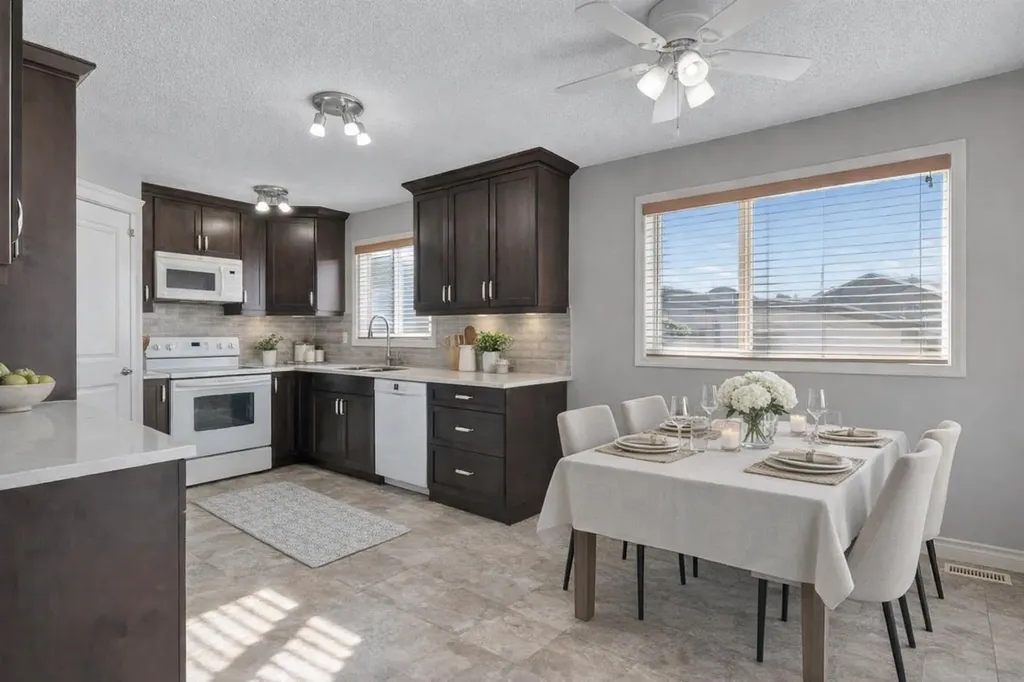 83 Luxstone Crescent SW Airdrie AB T4B 2W7