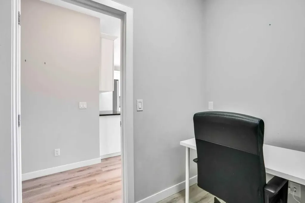 14 Evansfield Green NW Calgary AB T3P 1J9
