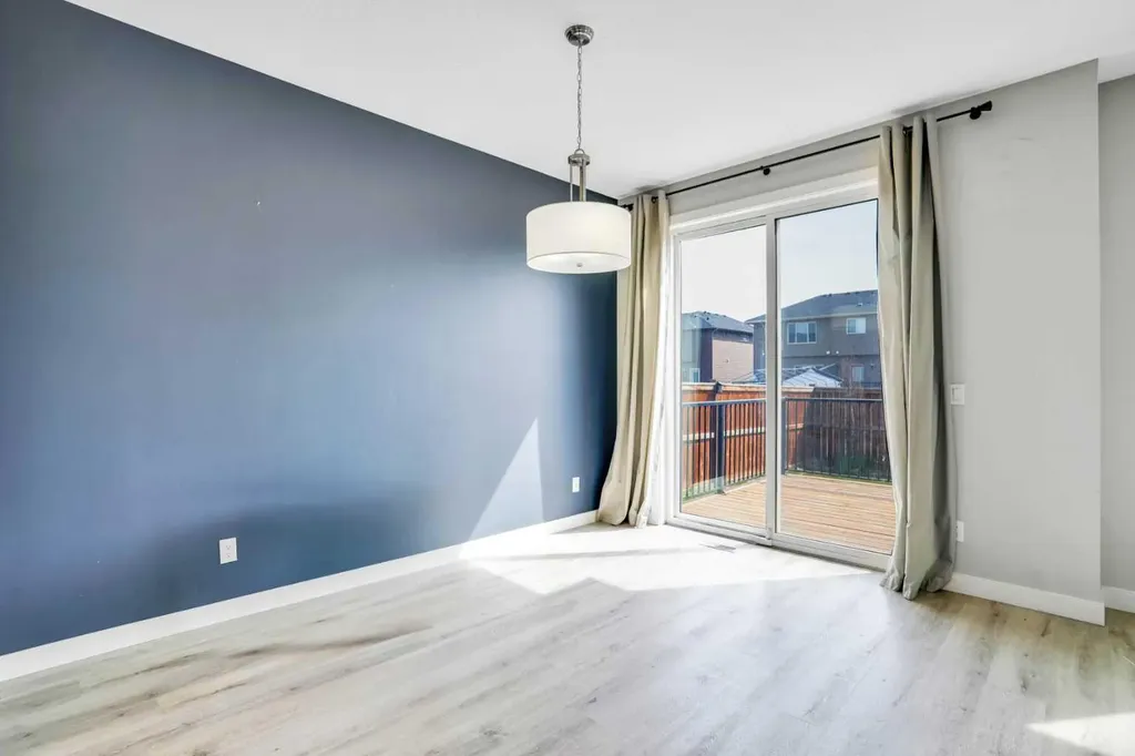 14 Evansfield Green NW Calgary AB T3P 1J9