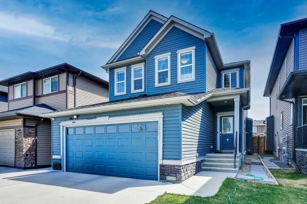 14 Evansfield Green NW Calgary AB T3P 1J9