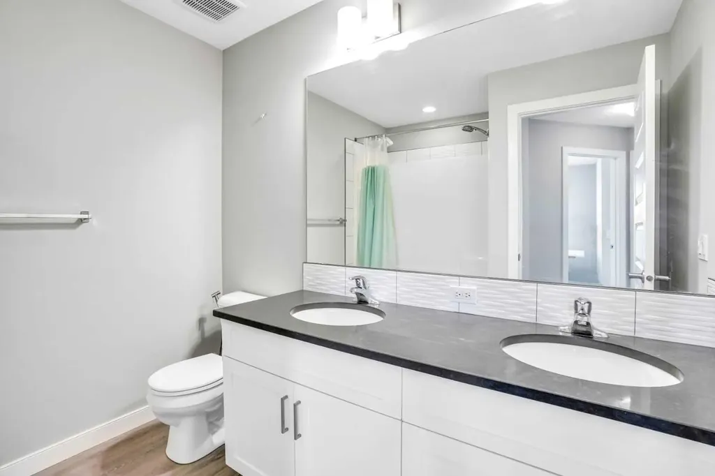 14 Evansfield Green NW Calgary AB T3P 1J9