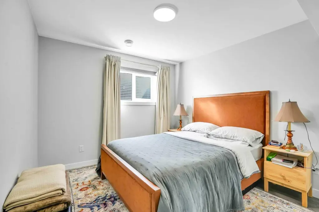 14 Evansfield Green NW Calgary AB T3P 1J9