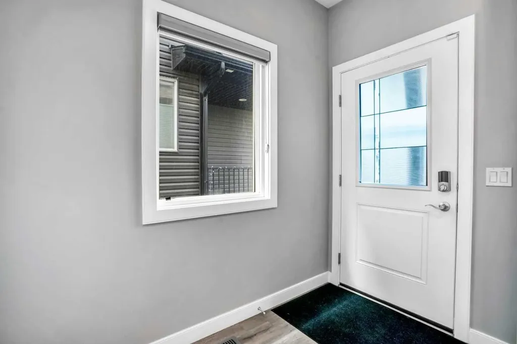 14 Evansfield Green NW Calgary AB T3P 1J9