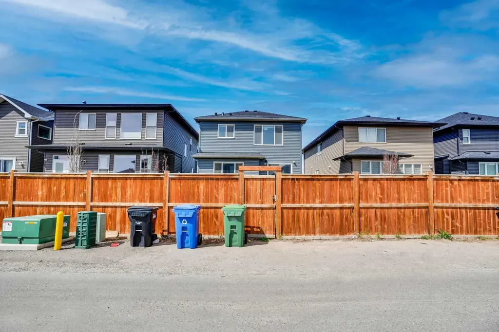 14 Evansfield Green NW Calgary AB T3P 1J9