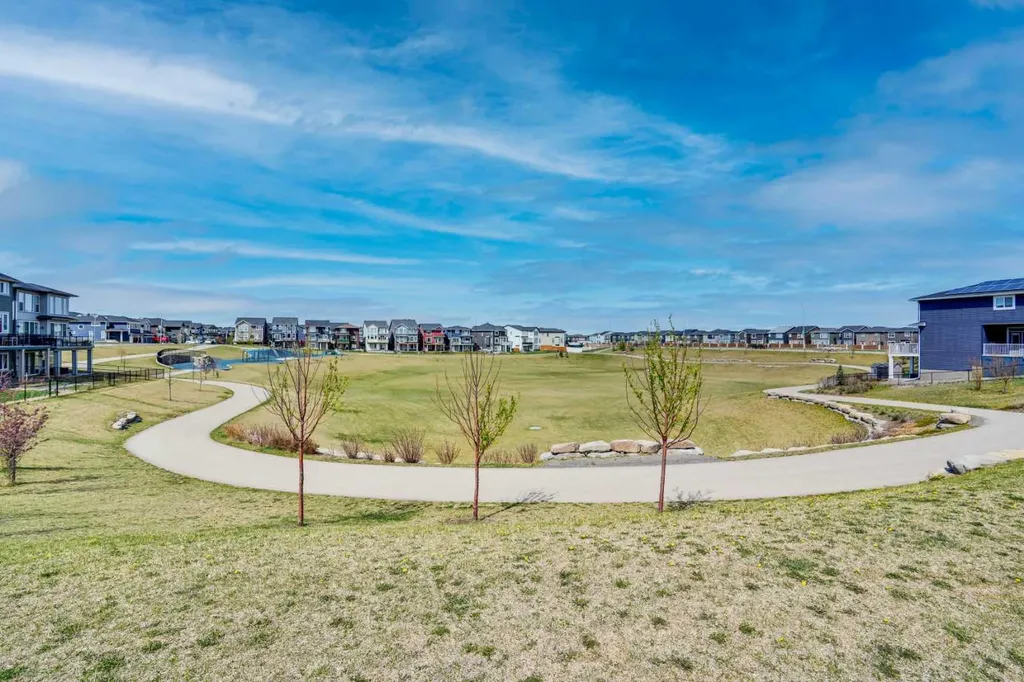 14 Evansfield Green NW Calgary AB T3P 1J9