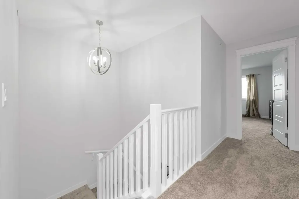 418 Hotchkiss Manor SE Calgary AB T3S0J9