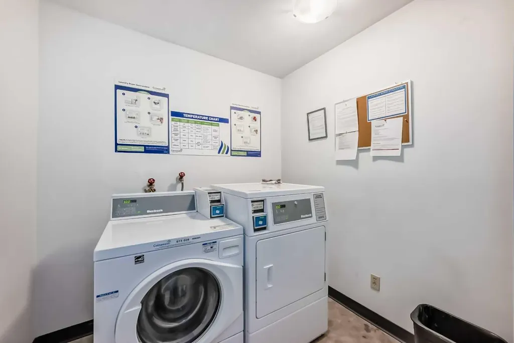 315 Southampton Drive SW Calgary AB T2W 2T6