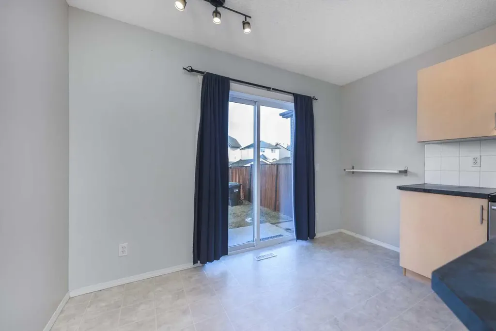 171 Saddlemead Green NE Calgary AB T3J 4M8