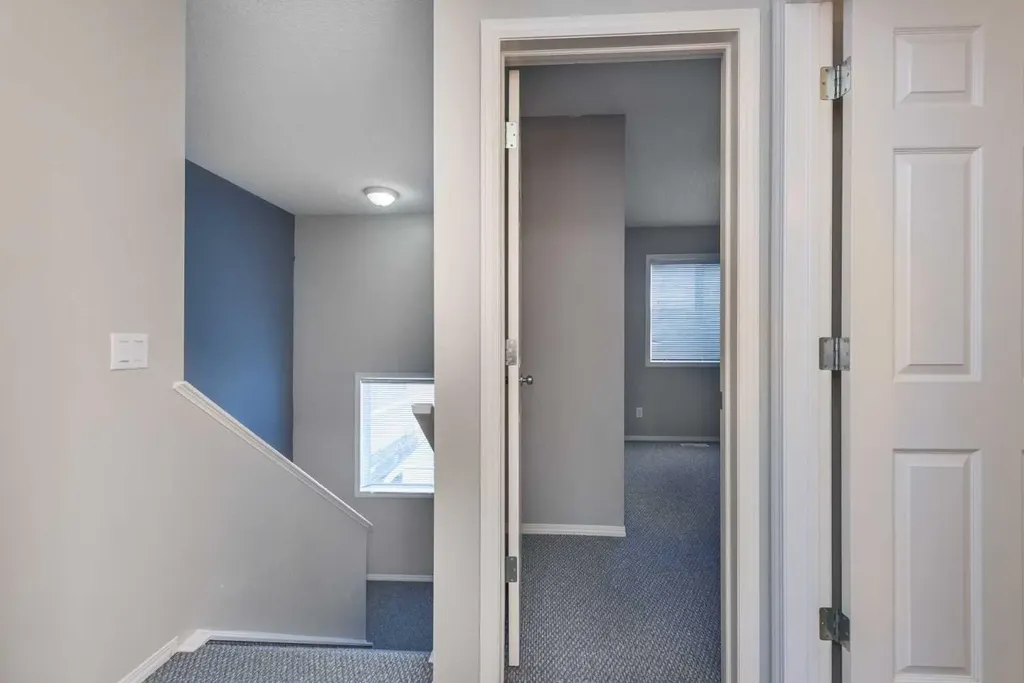 171 Saddlemead Green NE Calgary AB T3J 4M8