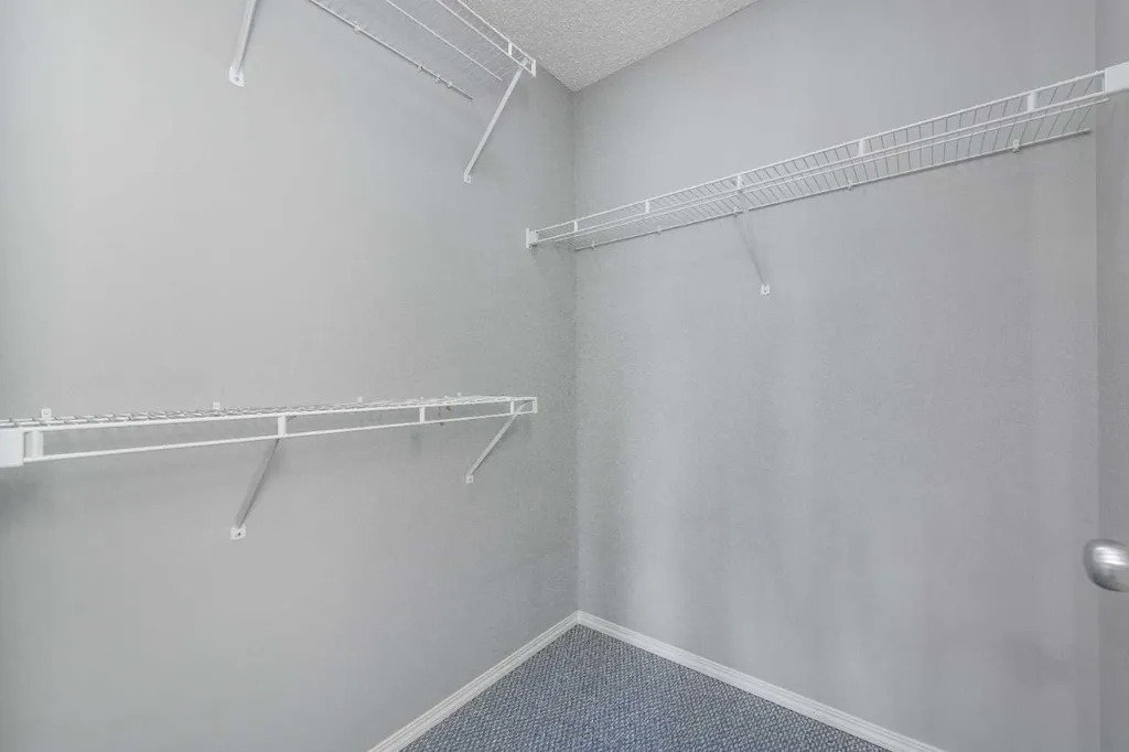 171 Saddlemead Green NE Calgary AB T3J 4M8