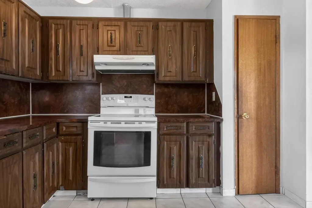 123 Rundleridge Way NE Calgary AB T1Y 2J8