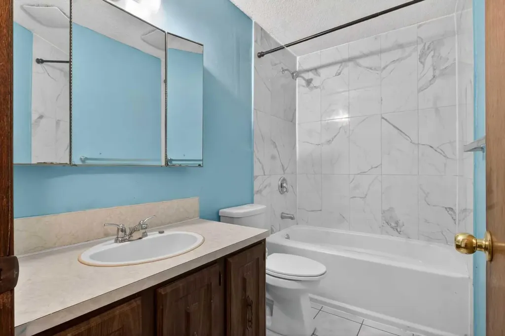 123 Rundleridge Way NE Calgary AB T1Y 2J8