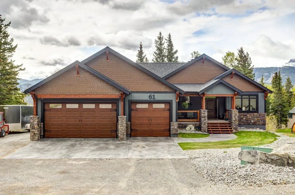61 Kananaskis Place Coleman AB T0K 0M0