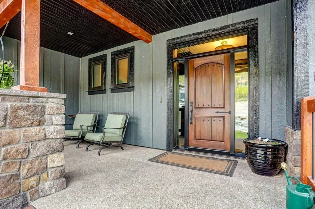 61 Kananaskis Place Coleman AB T0K 0M0