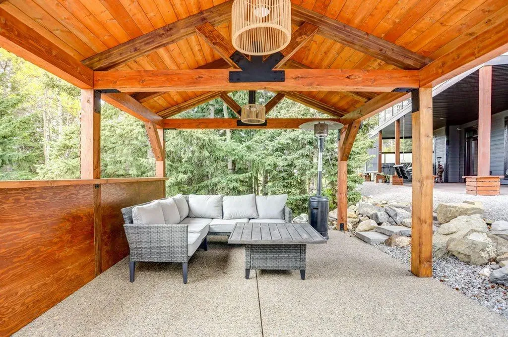 61 Kananaskis Place Coleman AB T0K 0M0