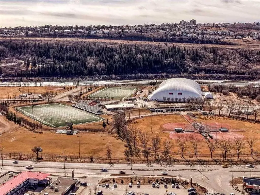 1916 & 1928 Home Road Calgary AB T1X 0Y4