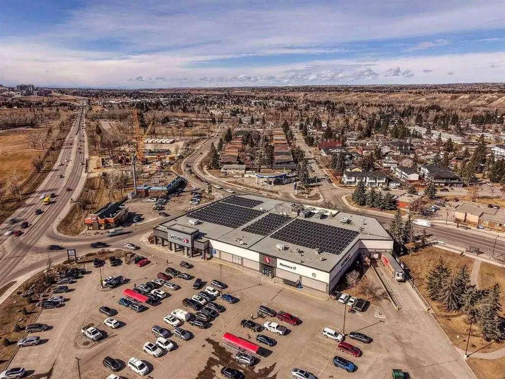 1916 & 1928 Home Road Calgary AB T1X 0Y4