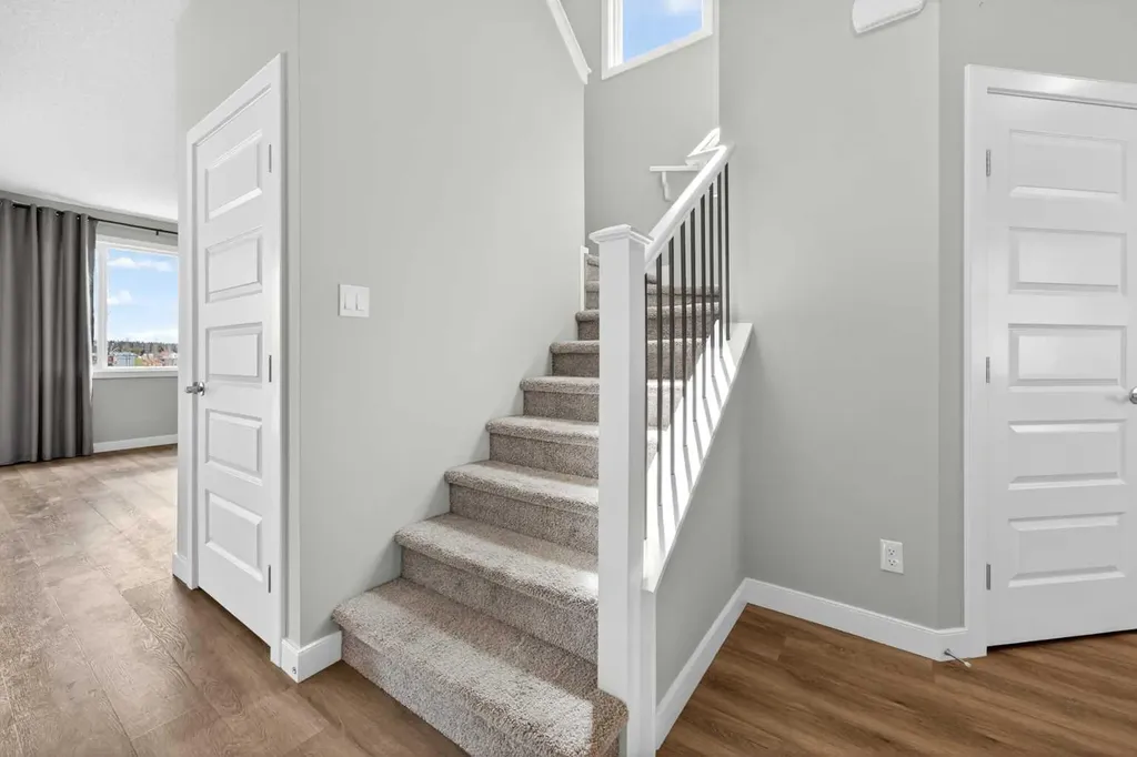 181 Buckskin Way Cochrane AB T4C 2R7