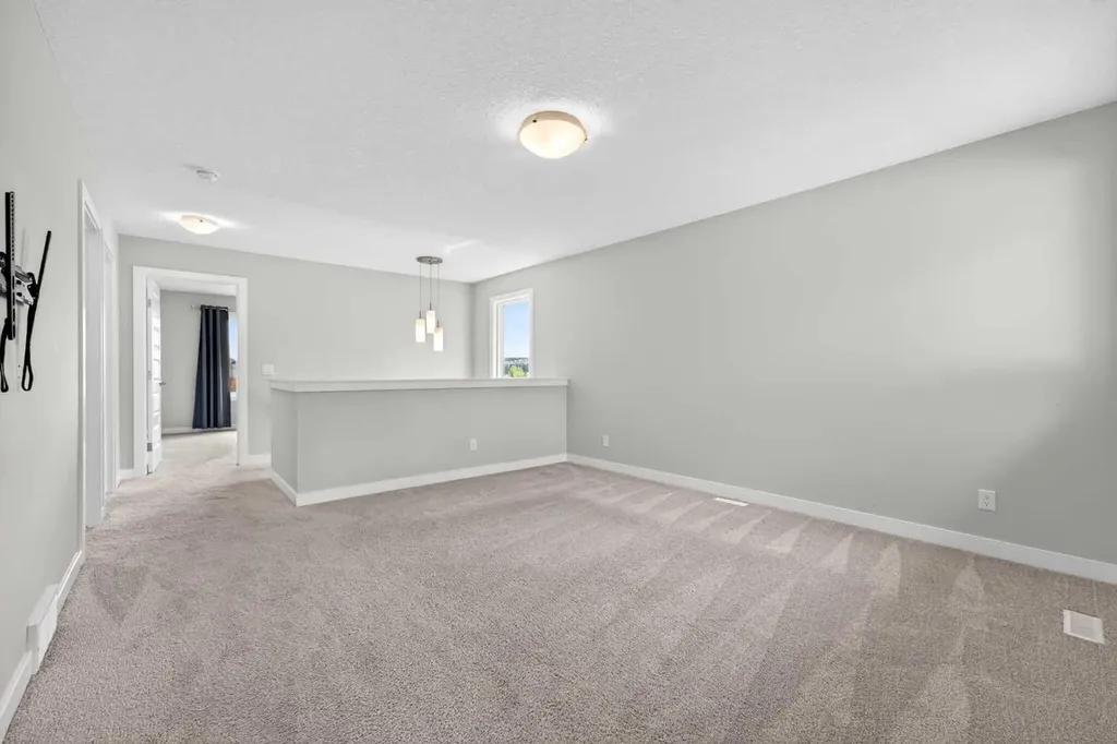 181 Buckskin Way Cochrane AB T4C 2R7
