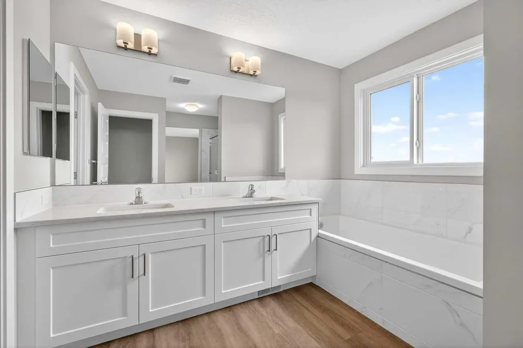 181 Buckskin Way Cochrane AB T4C 2R7