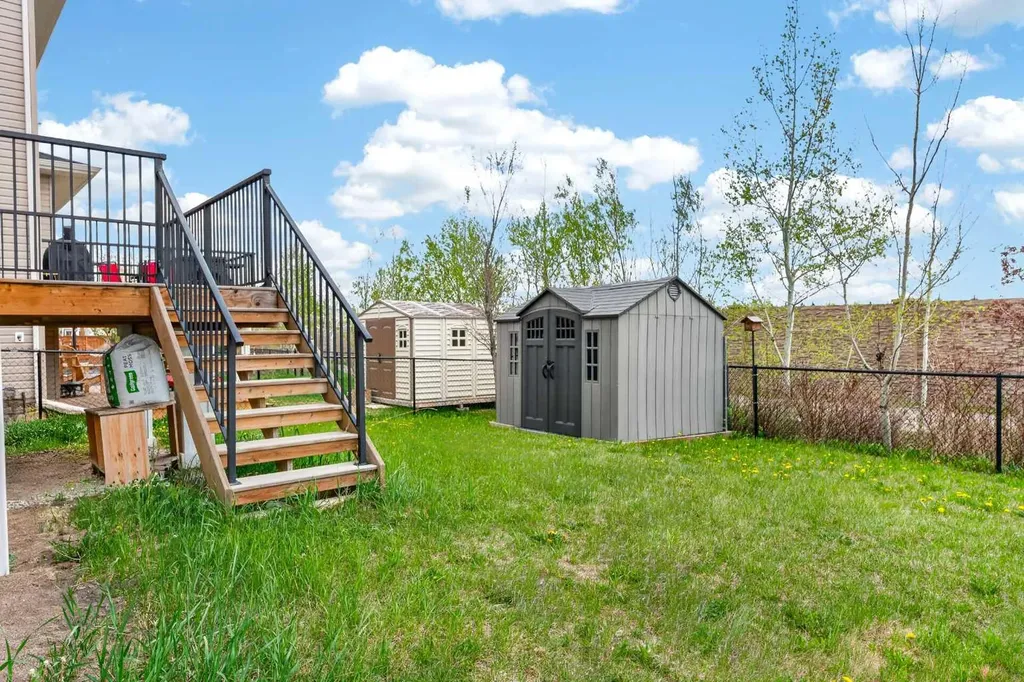 181 Buckskin Way Cochrane AB T4C 2R7