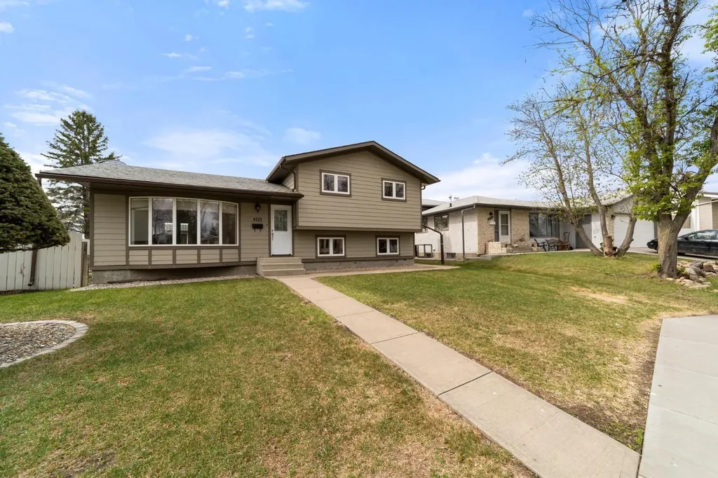 6121 39 Avenue Camrose AB T4V3A9