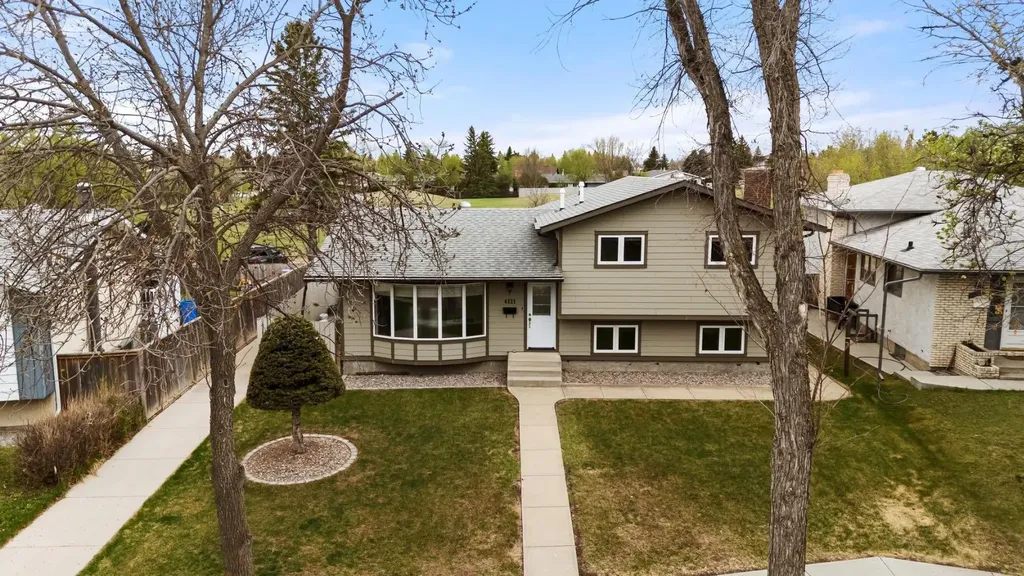 6121 39 Avenue Camrose AB T4V3A9
