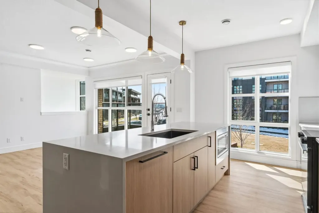 4270 Norford Avenue NW Calgary AB T3B 6P8