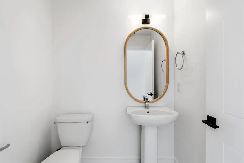4270 Norford Avenue NW Calgary AB T3B 6P8