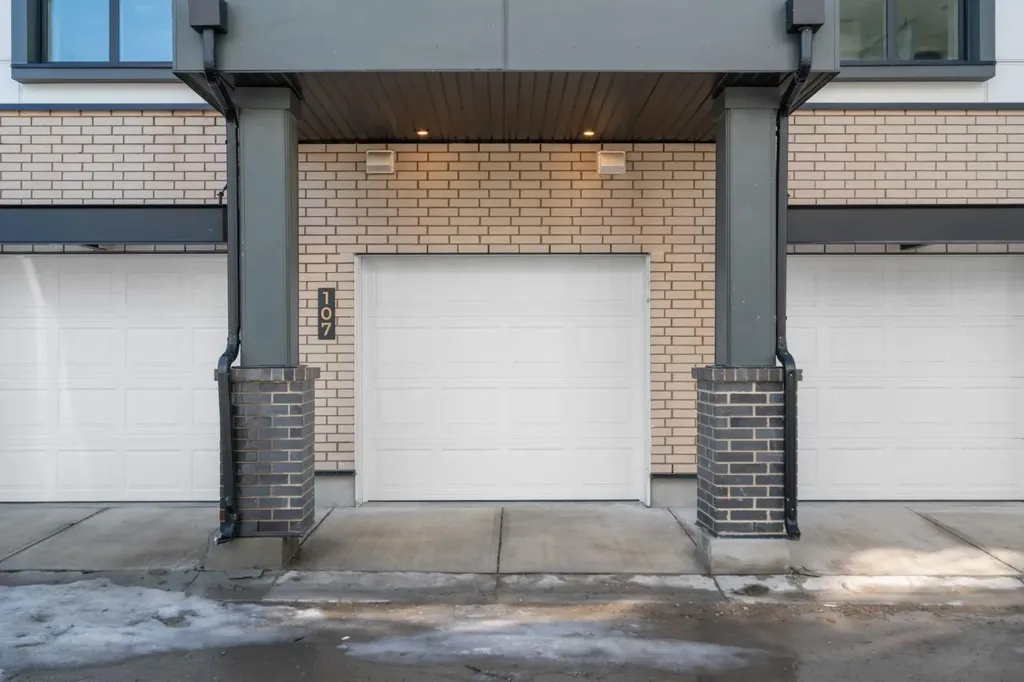 4270 Norford Avenue NW Calgary AB T3B 6P8