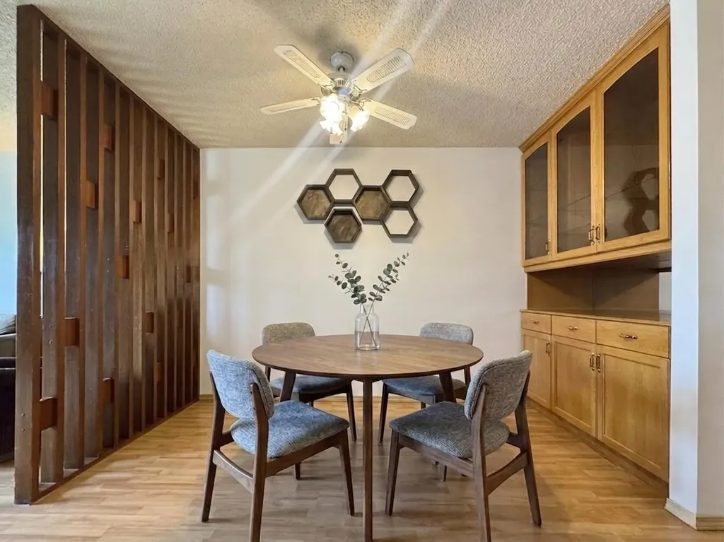 42 Selkirk Road W Lethbridge AB T1K 4N6