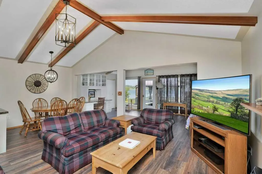 34 Beach Street E Rochon Sands AB T0C 3B0