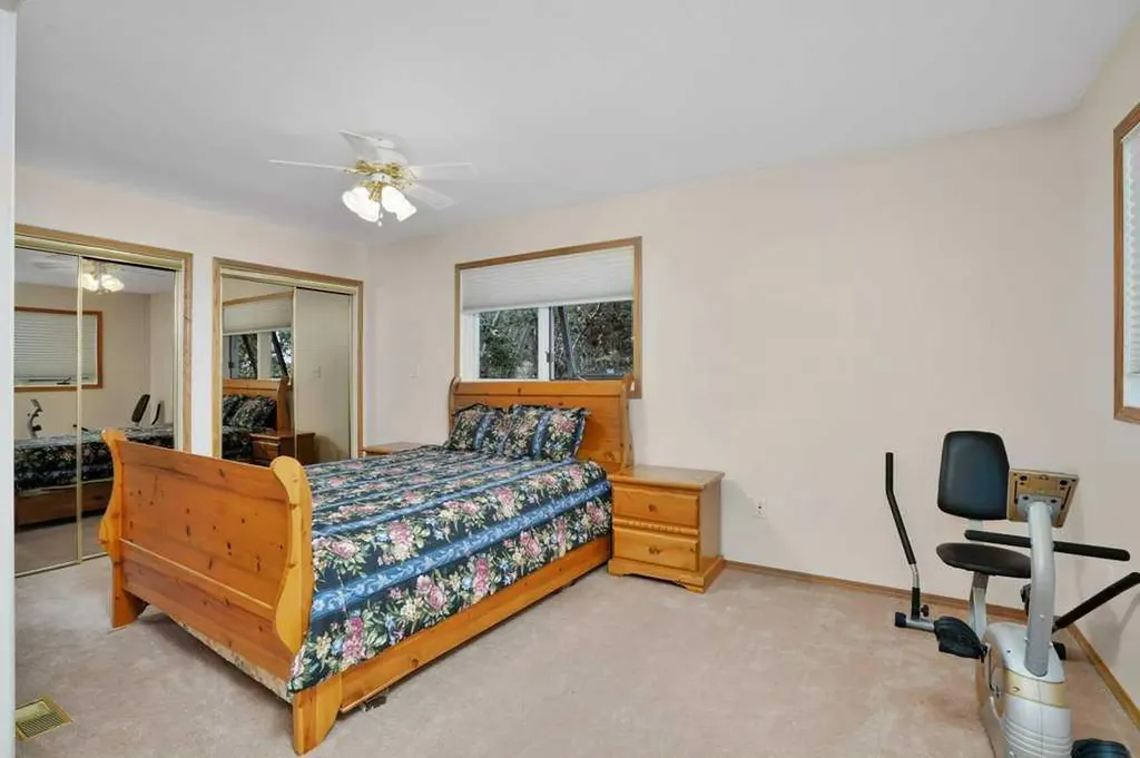 34 Beach Street E Rochon Sands AB T0C 3B0
