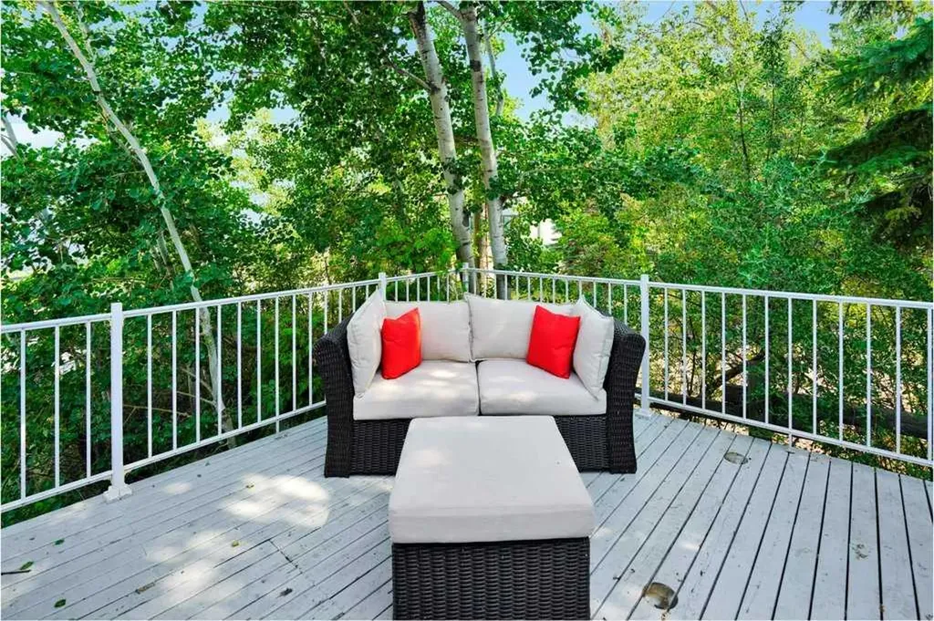 34 Beach Street E Rochon Sands AB T0C 3B0