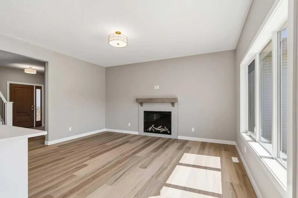 241 Warren Way Fort Mcmurray AB T9H5H9