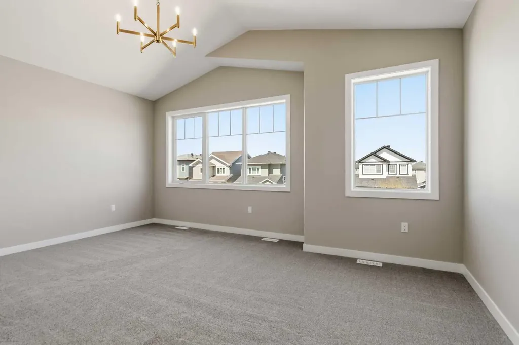 241 Warren Way Fort Mcmurray AB T9H5H9