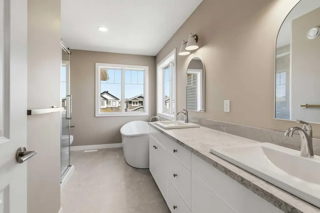 241 Warren Way Fort Mcmurray AB T9H5H9