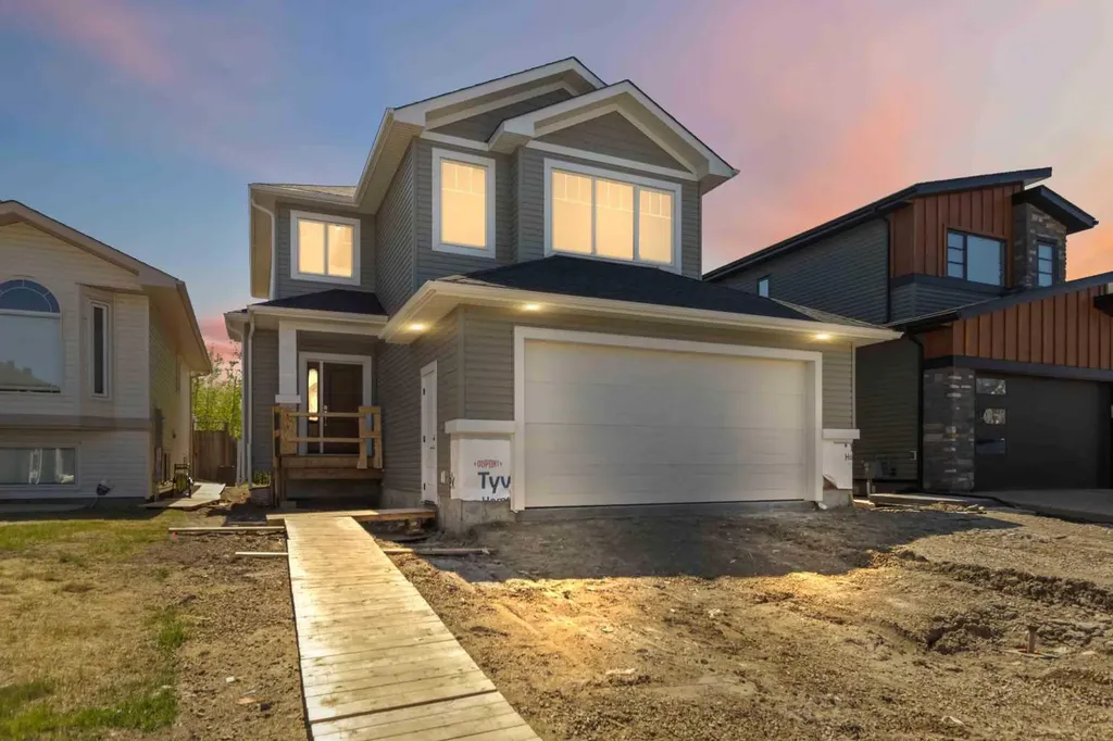 241 Warren Way Fort Mcmurray AB T9H5H9