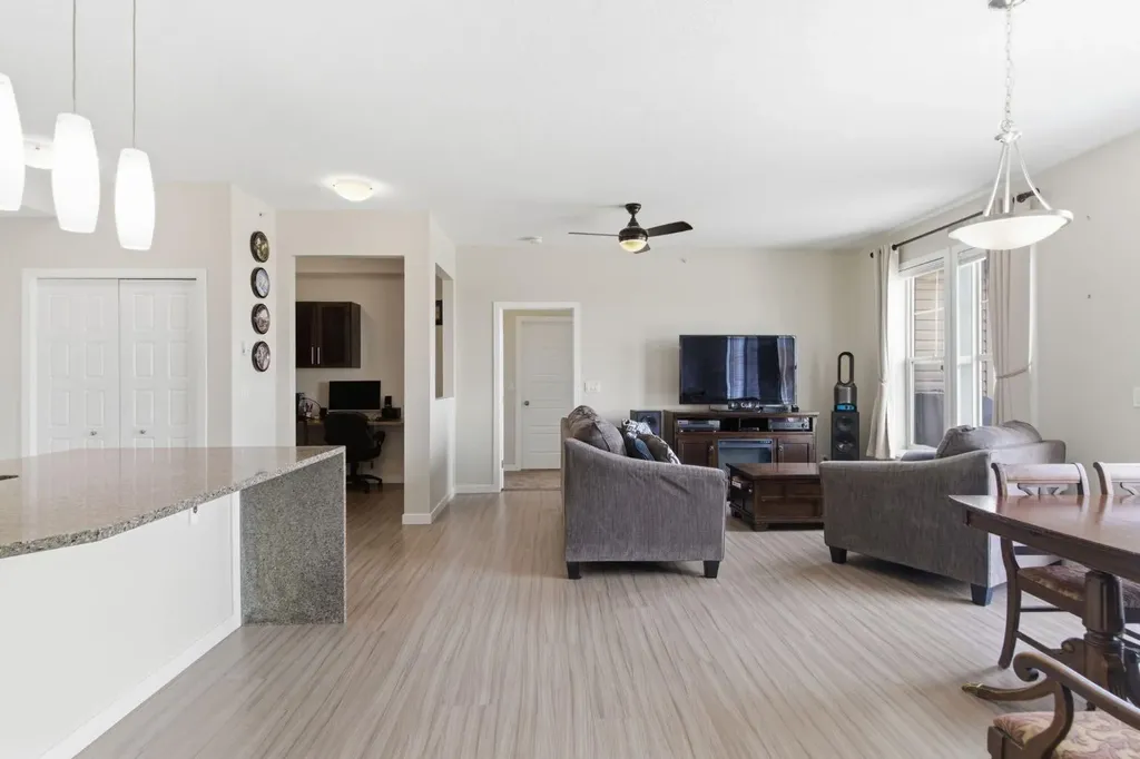 207 Sunset Drive Cochrane AB T4C0H8