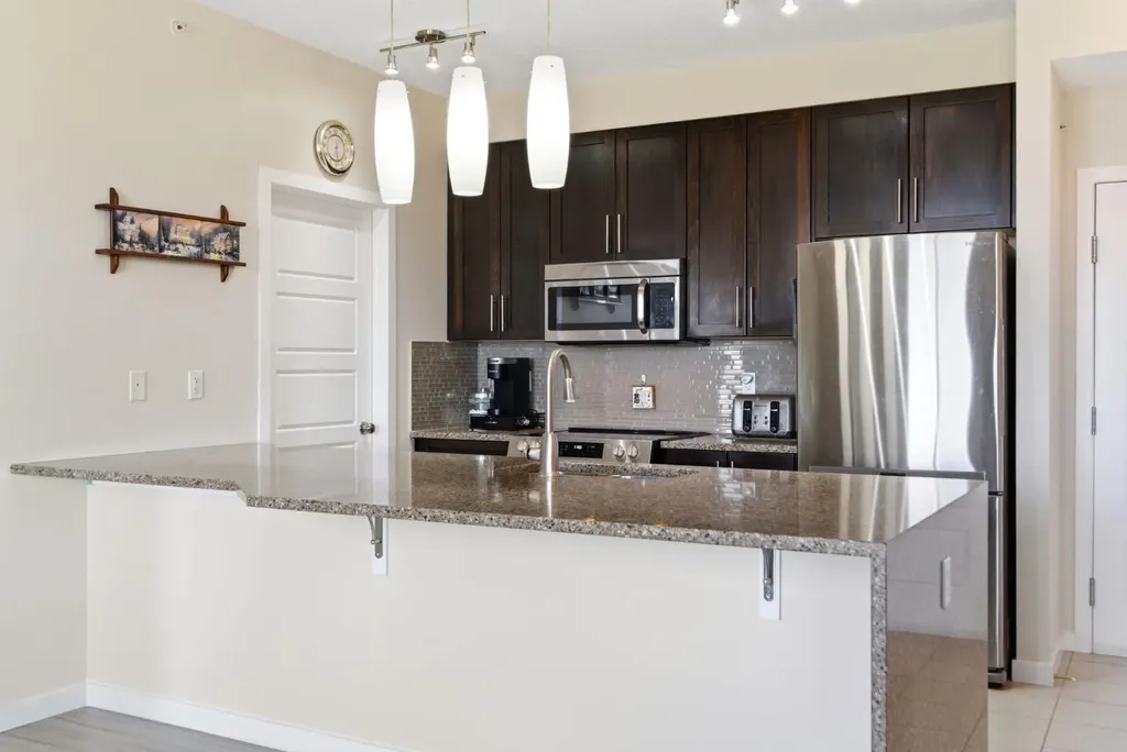 207 Sunset Drive Cochrane AB T4C0H8