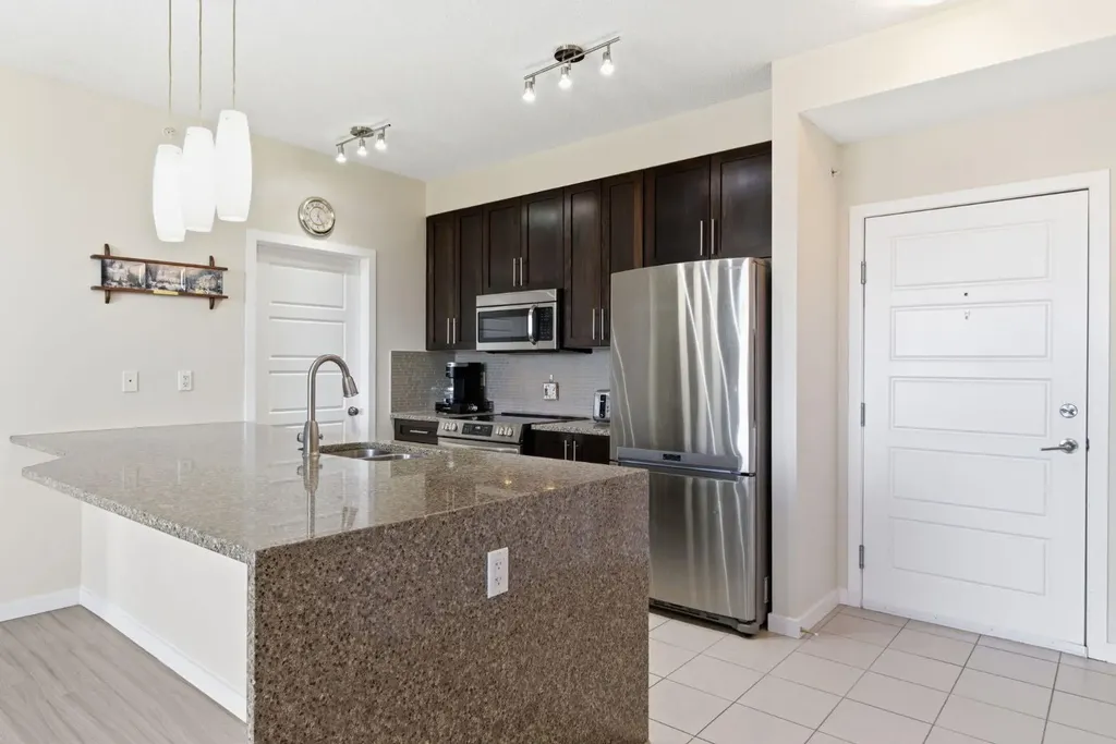 207 Sunset Drive Cochrane AB T4C0H8